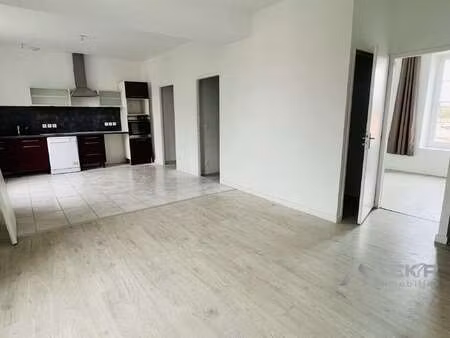 location appartement 3 pièces à rocheservière (85620) : à louer 3 pièces / 61m² rocheservi