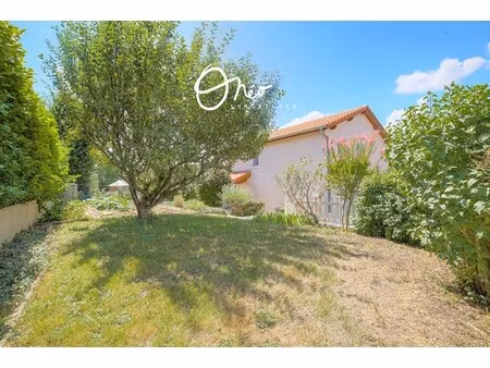 maison de luxe à vendre dans le quartier sud est