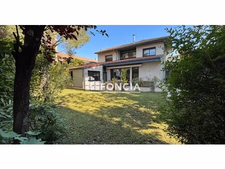 maison d'architecte à vendre à lyon 8ème