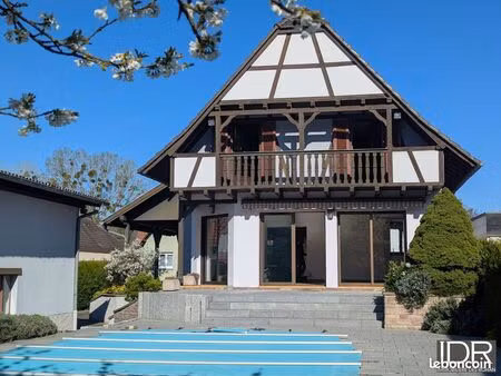 maison 5 pièces 169 m²