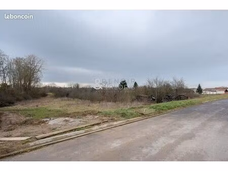 terrain 780 m² chaudeney-sur-moselle