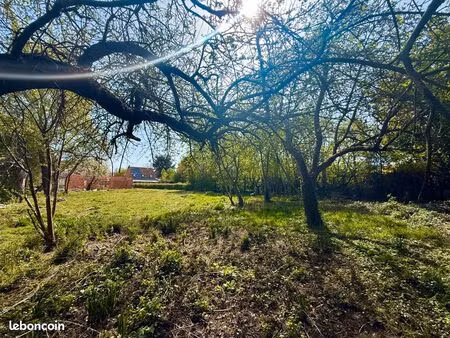 terrain constructible 1180 m² – labeuvrière – libre de constructeur