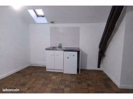 studio lumineux 21m² – centre châtillon-sur-loire – calme