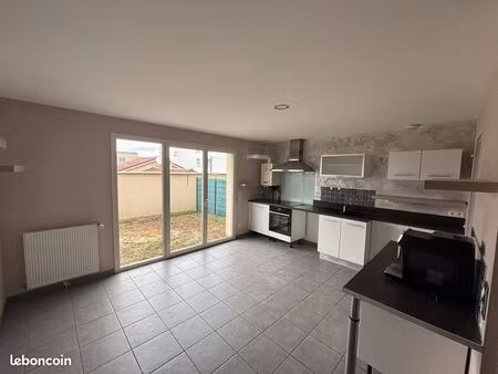 maison 4 pièces 79 m²