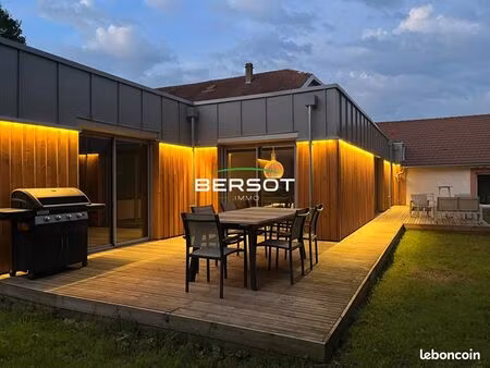 maison 4 pièces 148 m²