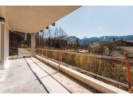 appartement rez de jardin avec large terrasse sud