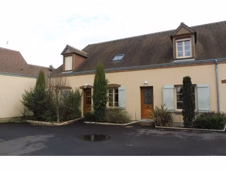 location maison  66 m² t-3 à la ferté-saint-aubin  795 €