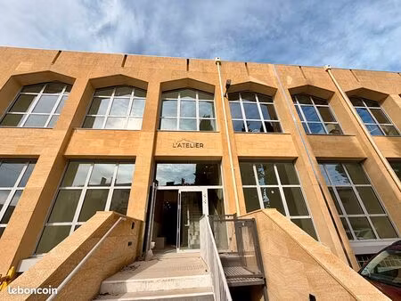 local 30 m² aix en provence