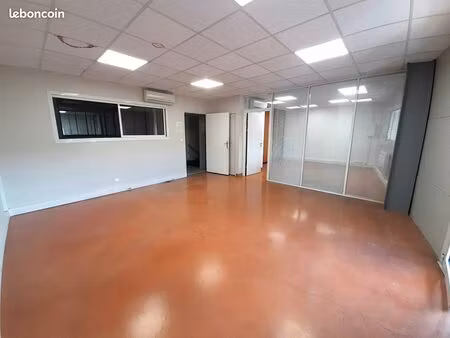 bureaux  local commercial 230 m² gardanne