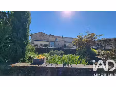 maison de village à civrac-sur-dordogne (33350)