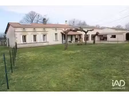 maison à donnezac (33860)