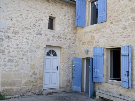 maison de village à rauzan (33420)