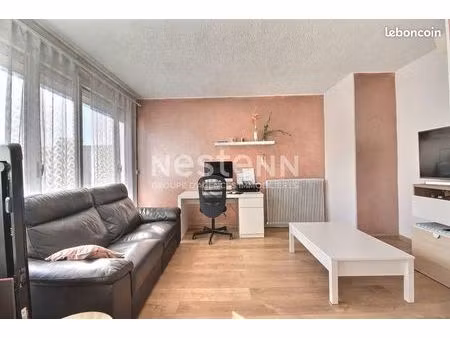 appartement 3 pièces 77 m²