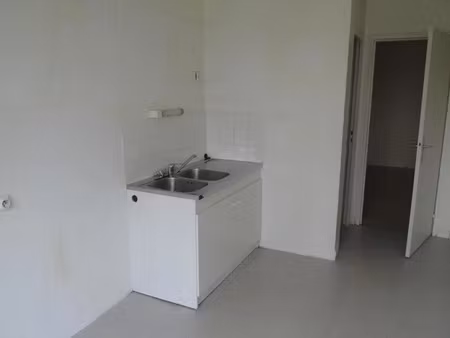 location appartement 3 pièces 66 m² à rouen (76000)  673 €