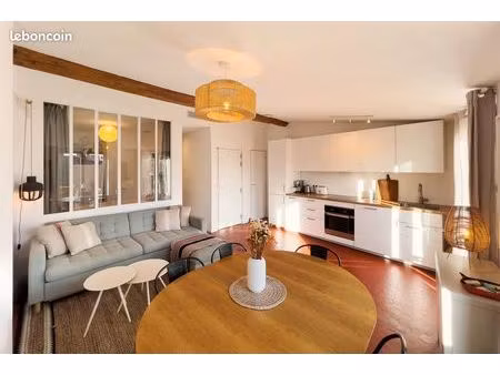 charmant t2 bis + bureau  très lumineux  balcon plein sud