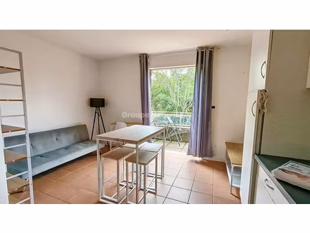 location meublée appartement 1 pièce 20 m² à sainte-cécile-les-vignes (84290)  505 €