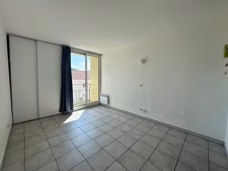 location appartement 1 pièce 19 m² à perpignan (66000)  354 €