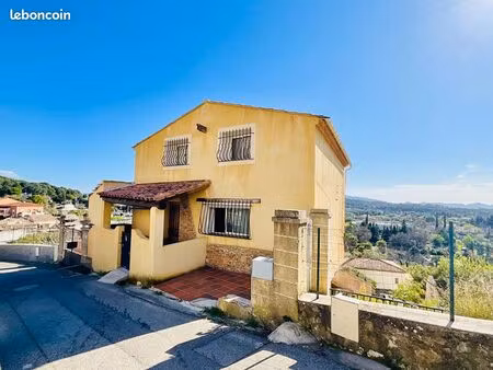 maison de ville 4 pièces 100 m²