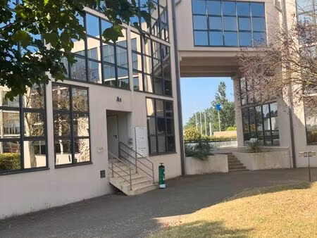 bureaux aix les milles à louer