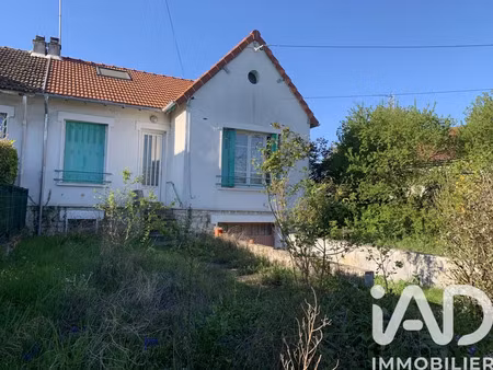 maison à cannes-écluse (77130)