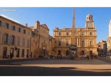 boutique 55m2 emplacement numéro 1