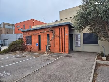 location bureau médical  para médical  bien être  esthétique