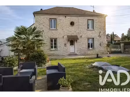 maison de village à coutençon (77154)