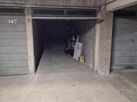 garage à avon (77210)