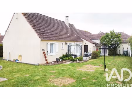 maison à chevru (77320)