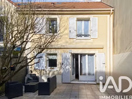 maison de ville à combs-la-ville (77380)