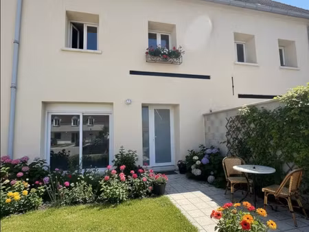 maison à isles-les-meldeuses (77440)