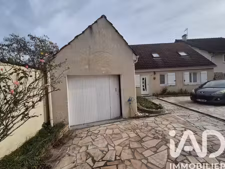 pavillon à saint-jean-les-deux-jumeaux (77660)