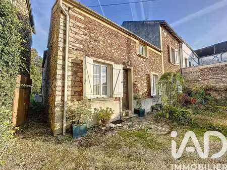 maison de village à saint-germain-laxis (77950)