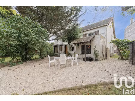maison traditionnelle à villevaudé (77410)