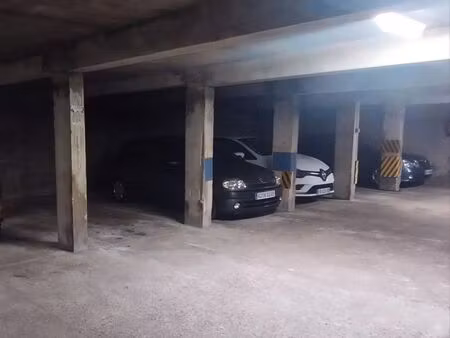 place de parking à vendre