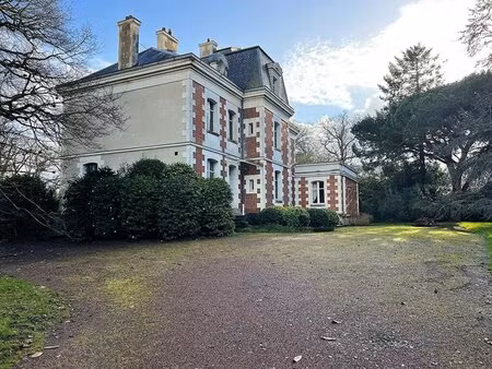 vente local d’activités nantes 44000 496m²