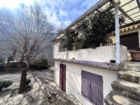en cévennes  maison avec gite et appartement  à vendre