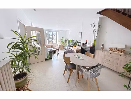 location maison  91.5 m² t-4 à tours  1 050 €