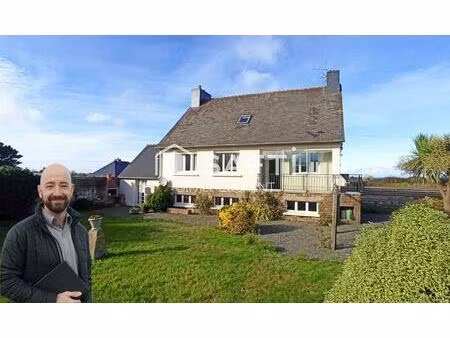 jolie maison traditionnelle dans une commune du littoral.