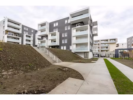 location appartement 4 pièces 83 m² à saint-martin-d'heres (38400)  1 203 €