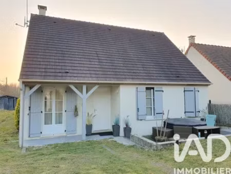 maison à saint-vaast-de-longmont (60410)