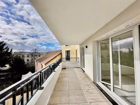 location appartement 4 pièces 79 m² à bezons (95870)  1 550 €