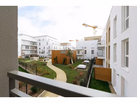 location appartement 4 pièces 79 m² à drancy (93700)  1 468 €