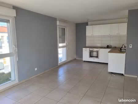 appartement 3 pièces dernier etage