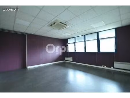 bureau 214 m²