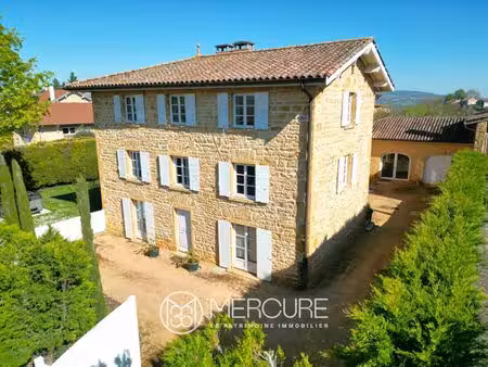 maison à l'arbresle
