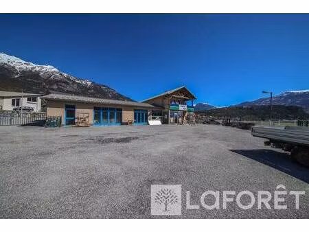 local commercial à vendre