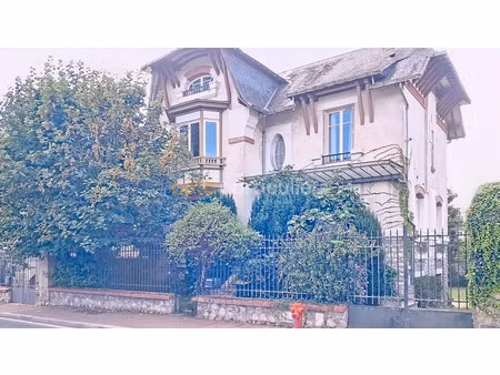 location maison 8 pièces 170 m² à montargis (45200)  1 200 €