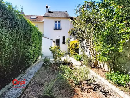 location maison 3 pièces 64 m² à nantes (44000)  965 €