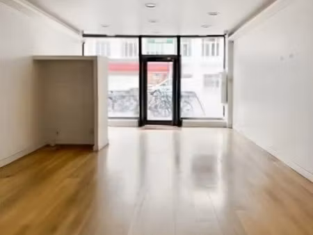 location locaux professionnels 78 m² à paris 3ème (75003)  4 667 €